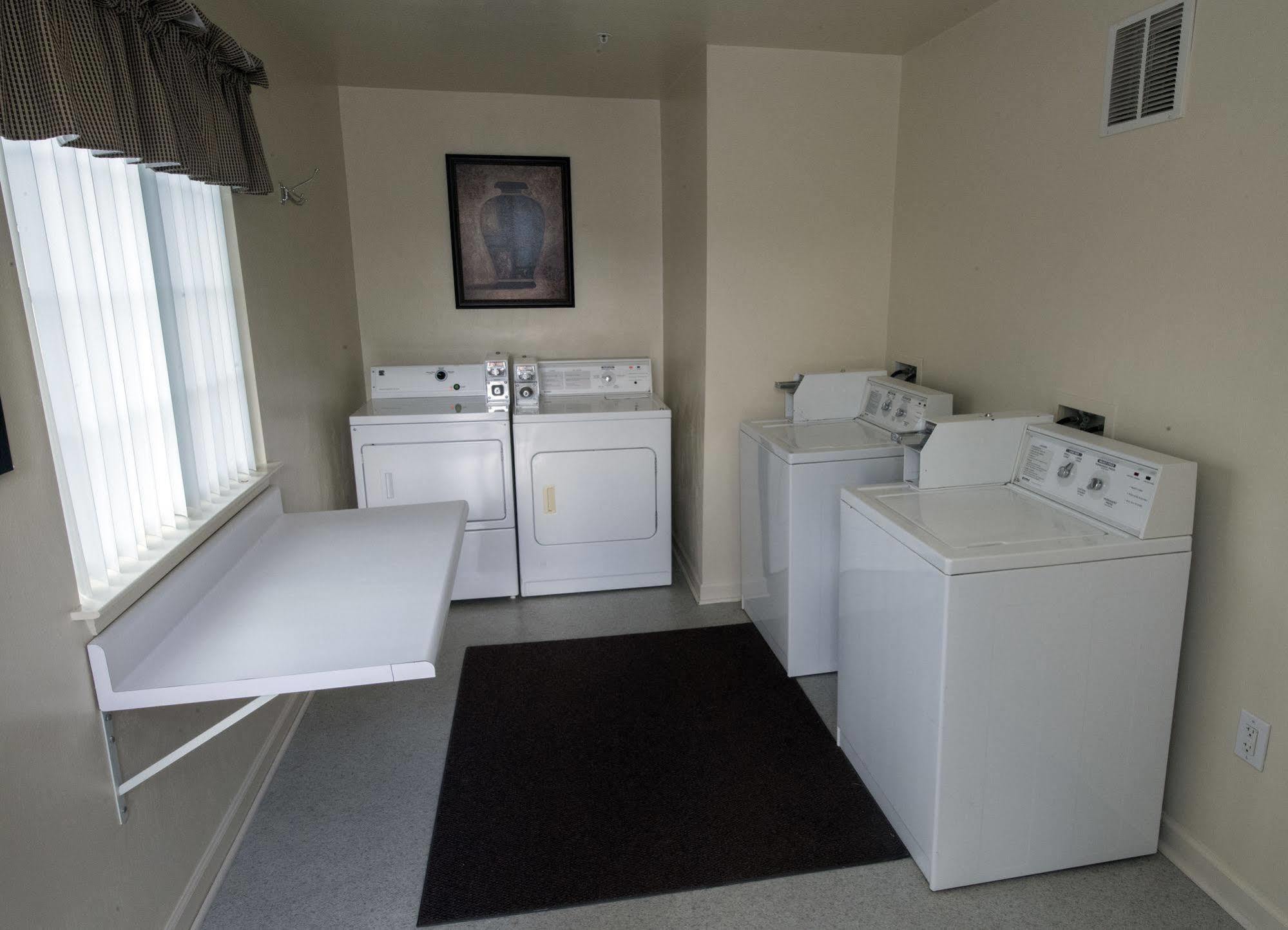 Affordable Corporate Suites Of Lynchburg Zewnętrze zdjęcie