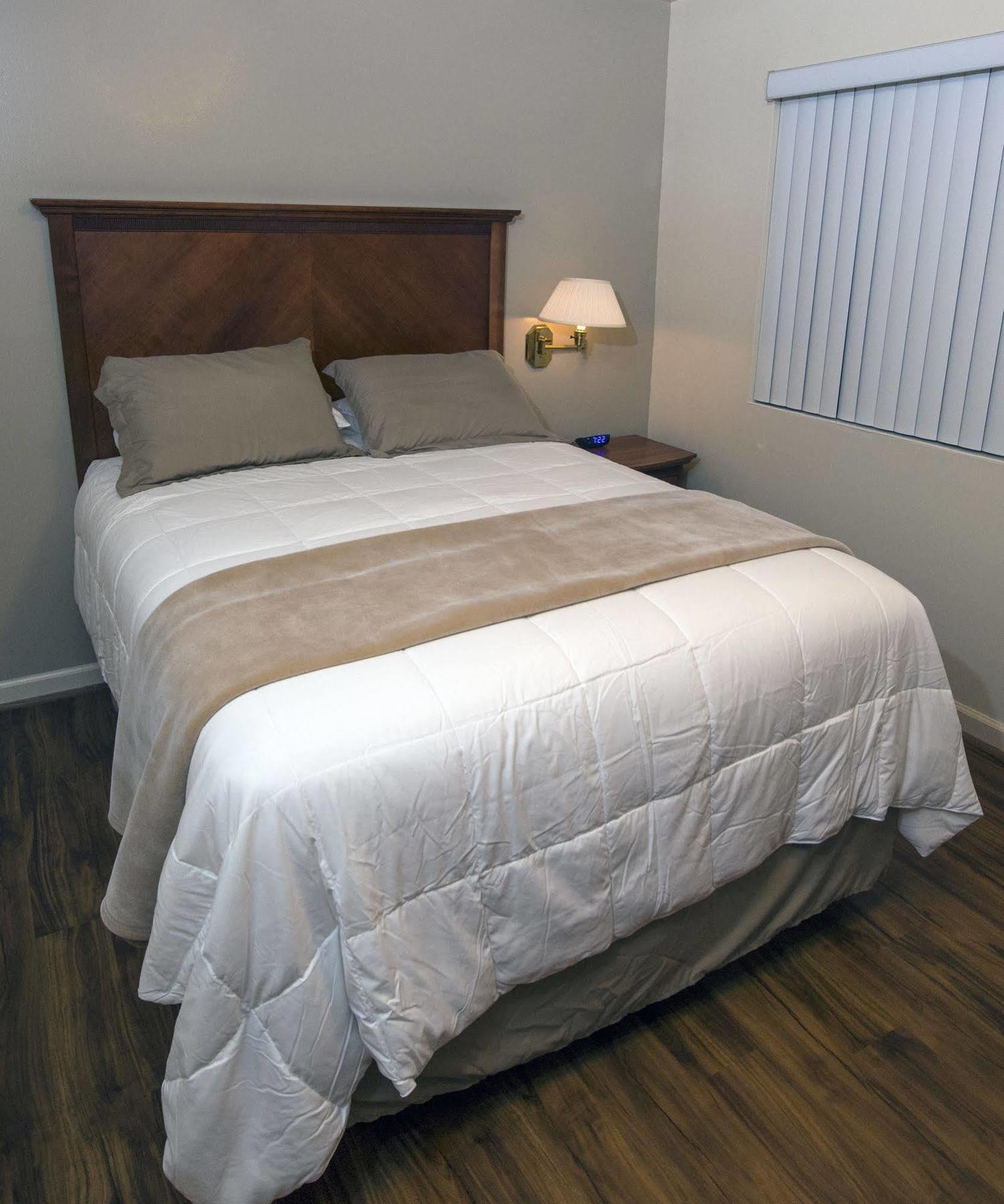 Affordable Corporate Suites Of Lynchburg Zewnętrze zdjęcie